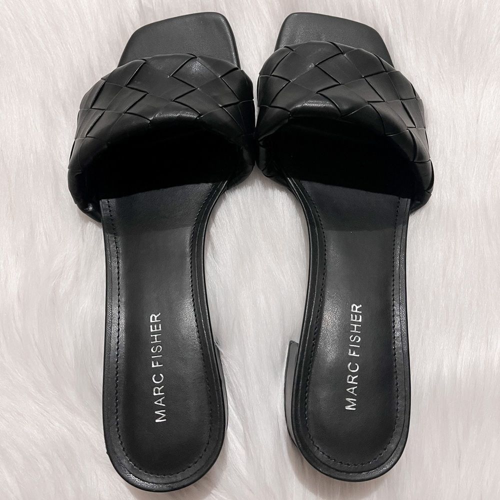 Marc Fisher Women’s Low Stacked Block Side Kitten… - image 5